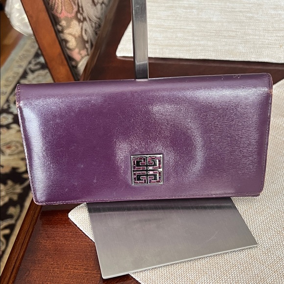 Givenchy Plum Leather Continental Wallet with Silver-Tone Logo GUC - Picture 4 of 17